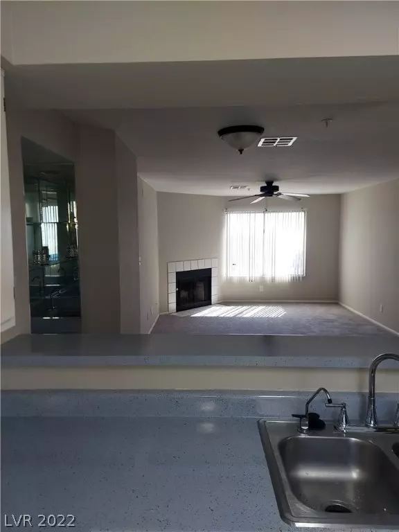 Laughlin, NV 89029,2056 Mesquite LN #301