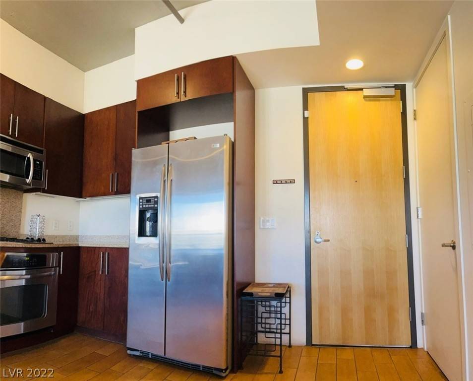 Las Vegas, NV 89101,353 E Bonneville AVE #429
