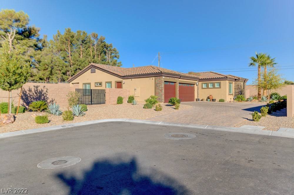Las Vegas, NV 89149,5675 Willow Canyon ST
