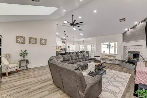 Logandale, NV 89021,1352 Lake Valley DR