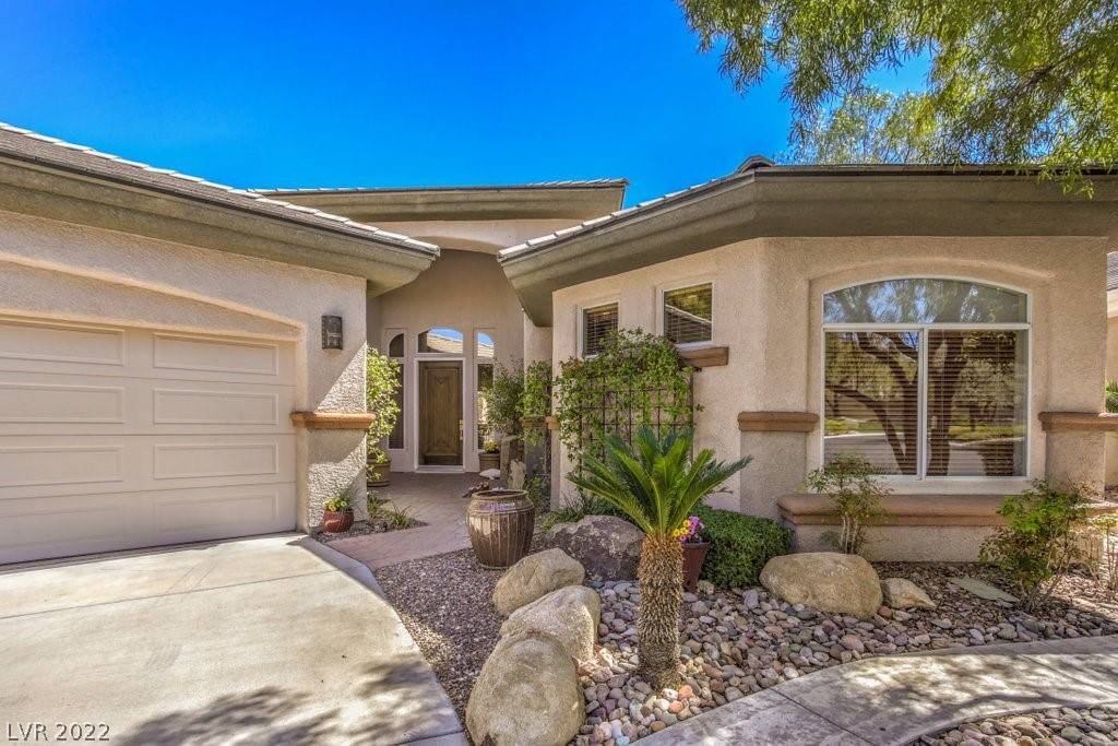 Las Vegas, NV 89144,412 Summer Mesa DR