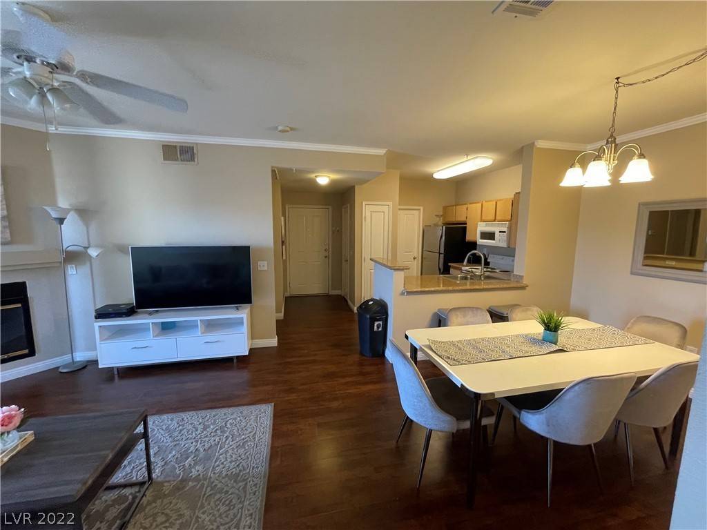 Henderson, NV 89052,2900 Sunridge Heights Pkwy #1035