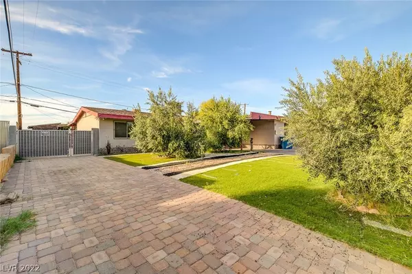 Henderson, NV 89015,110 Metropolitan DR