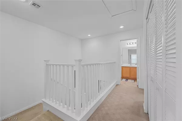 Las Vegas, NV 89118,6255 W Arby AVE #336