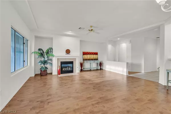 Henderson, NV 89052,2077 Colvin Run DR