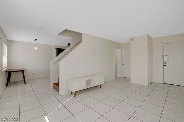 Las Vegas, NV 89142,5330 E Charleston BLVD #117