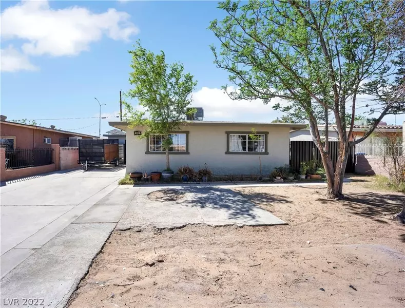 2605 Saint George ST, North Las Vegas, NV 89030