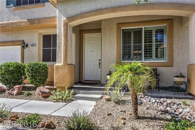 9308 Longhorn Falls CT, Las Vegas, NV 89149