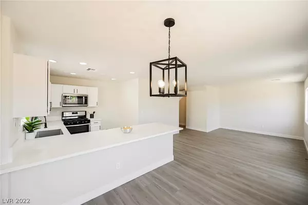 North Las Vegas, NV 89032,3327 Sutters Fort ST