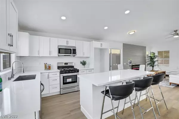 Henderson, NV 89012,2132 Eagle Sticks DR