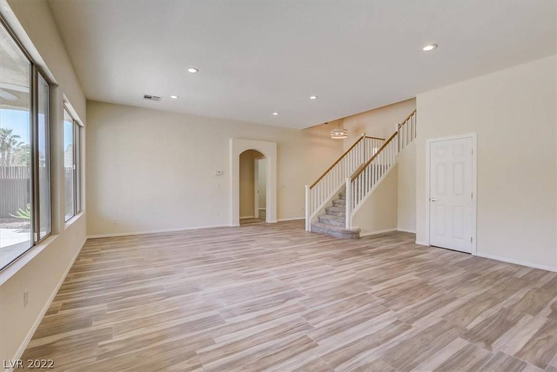 Las Vegas, NV 89141,5836 Rothbury AVE