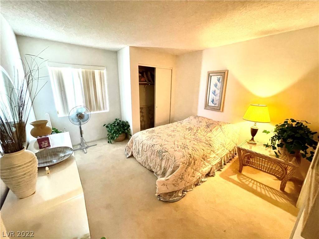 Laughlin, NV 89029,2171 Bay Club DR #202