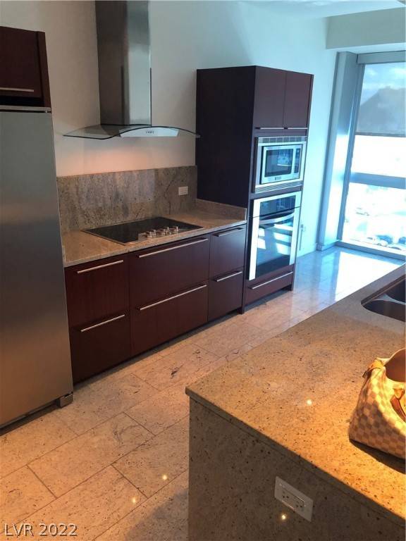 Las Vegas, NV 89103,4471 Dean Martin DR #1207