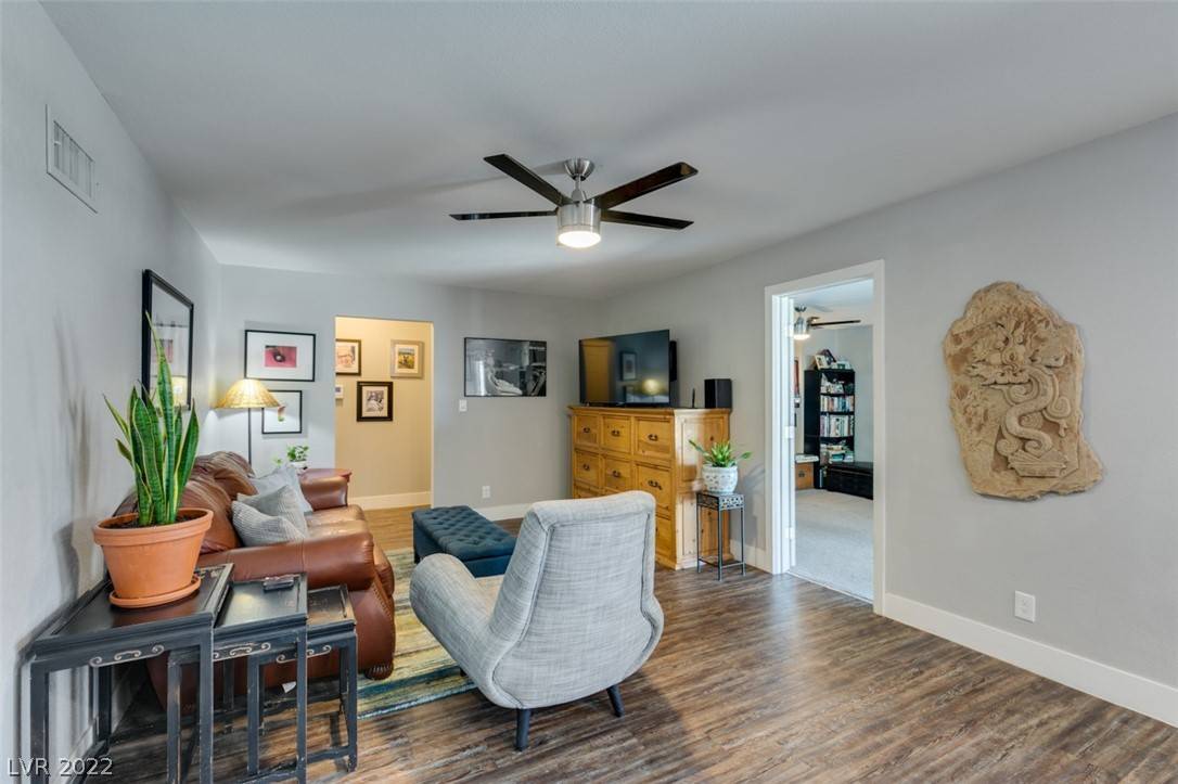 Las Vegas, NV 89121,4776 Plata Del Sol DR