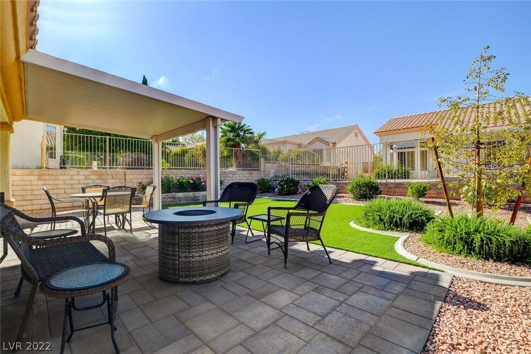 Las Vegas, NV 89134,9928 Woodhouse DR