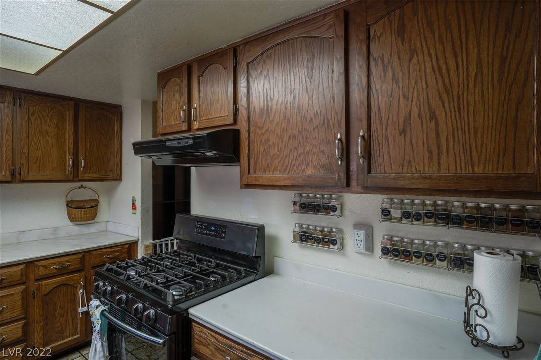 Las Vegas, NV 89122,4714 Madrigal WAY