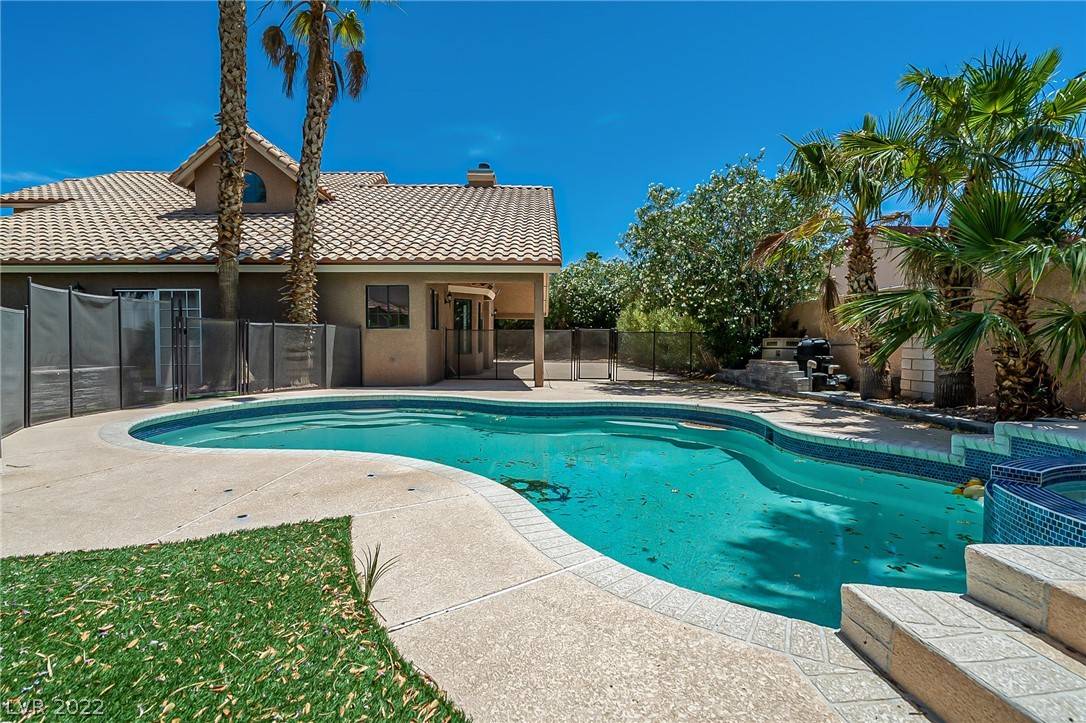 Henderson, NV 89011,912 Primrose LN