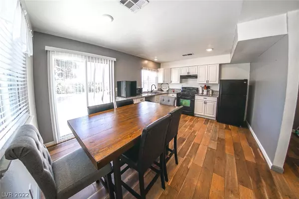 Las Vegas, NV 89110,233 Oakford ST