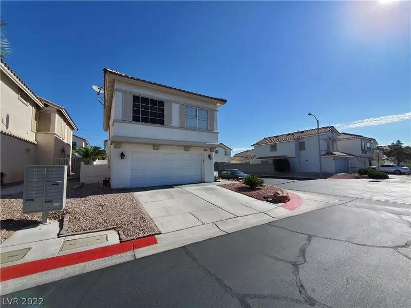 8484 Faucet AVE, Las Vegas, NV 89147
