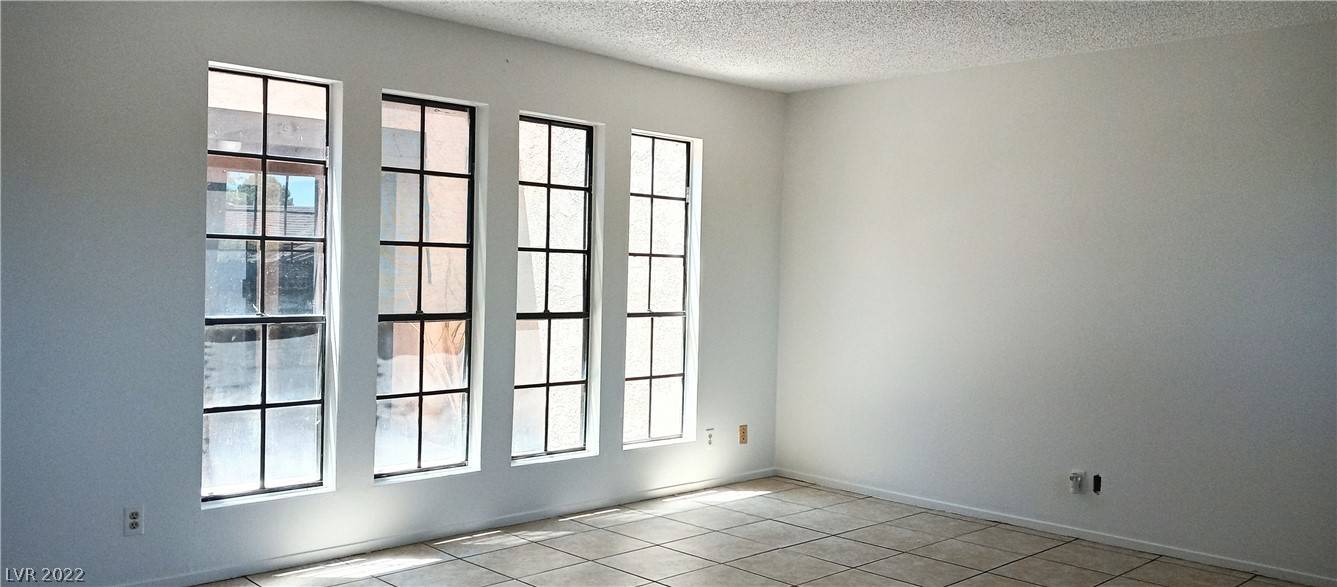 Las Vegas, NV 89107,6505 Brushwood LN