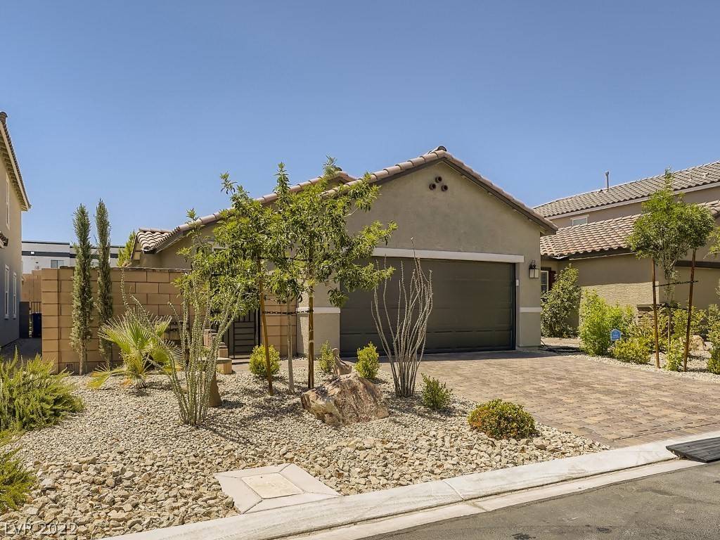 8743 Rio Andir AVE, Las Vegas, NV 89148