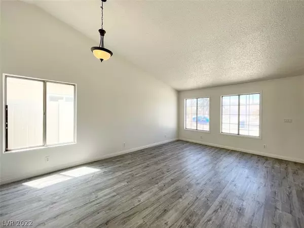 Las Vegas, NV 89142,5681 Odessa DR