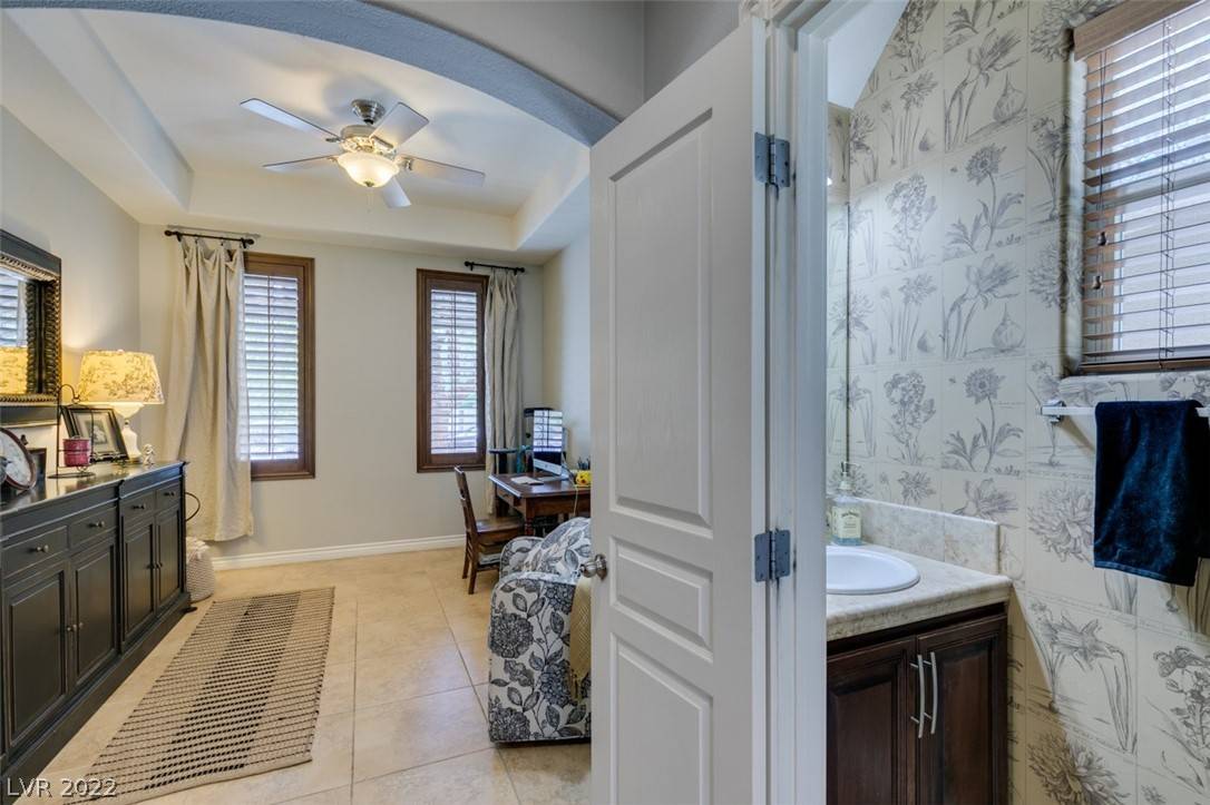 Las Vegas, NV 89131,8040 Carr Valley ST