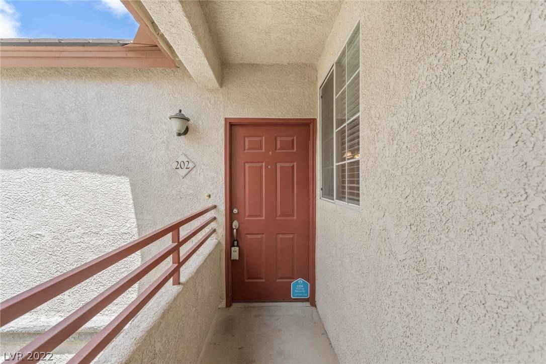 Las Vegas, NV 89144,10237 King Henry AVE #202