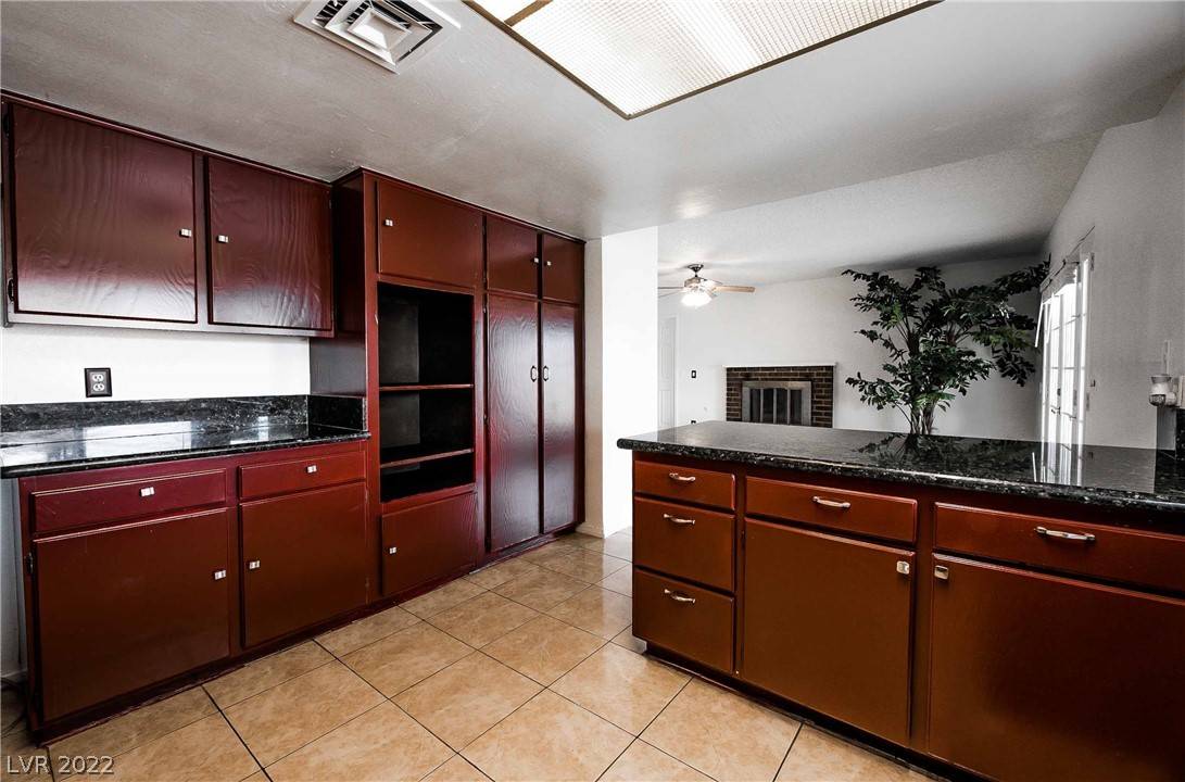 Las Vegas, NV 89103,3936 Ebro WAY