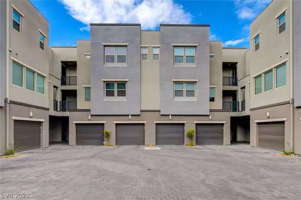 Las Vegas, NV 89135,11230 Hidden Peak AVE #207