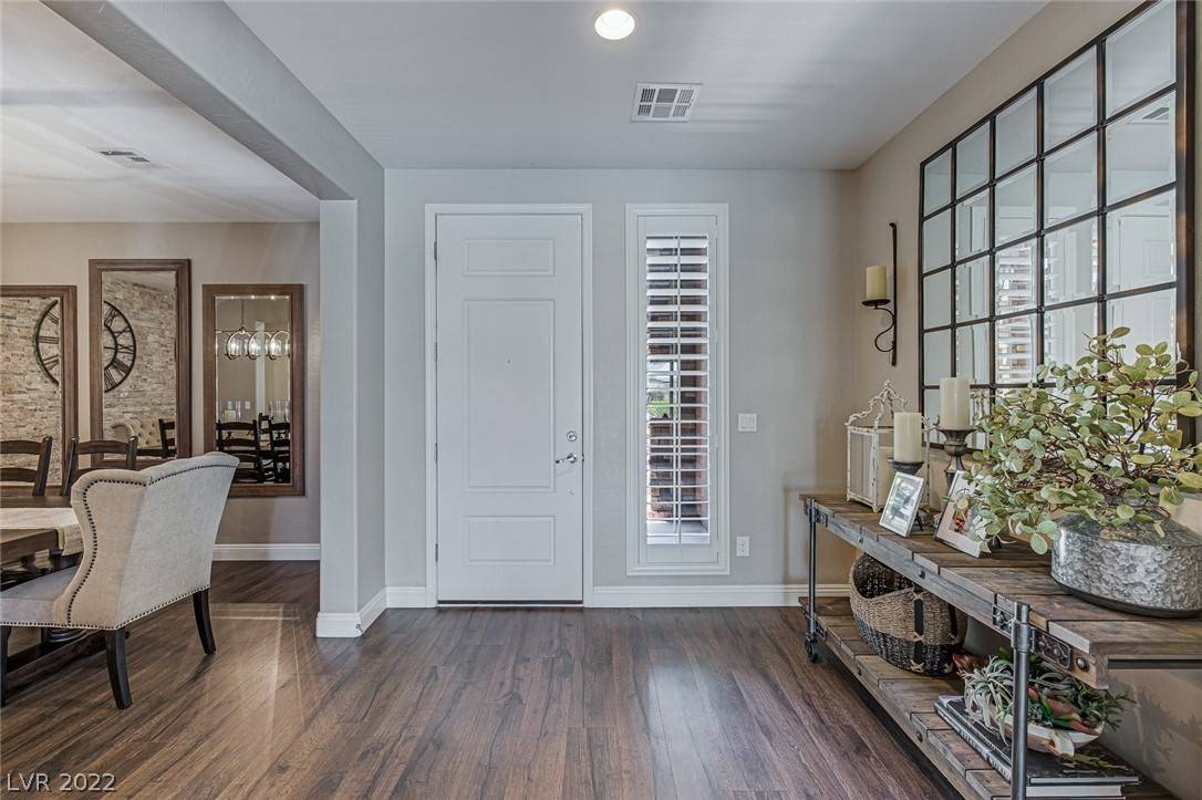 Las Vegas, NV 89113,8501 Warbonnet WAY