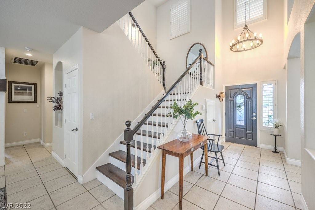Las Vegas, NV 89120,3807 Peachgate AVE