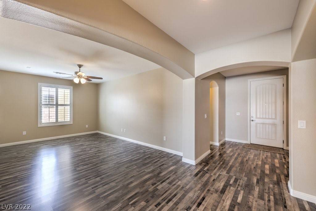 Las Vegas, NV 89130,5048 Maverick ST