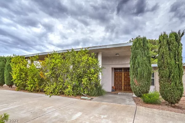 Henderson, NV 89015,527 Canyon RD