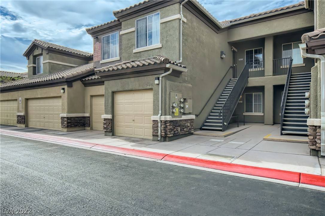 Las Vegas, NV 89131,6868 Sky Pointe DR #1127