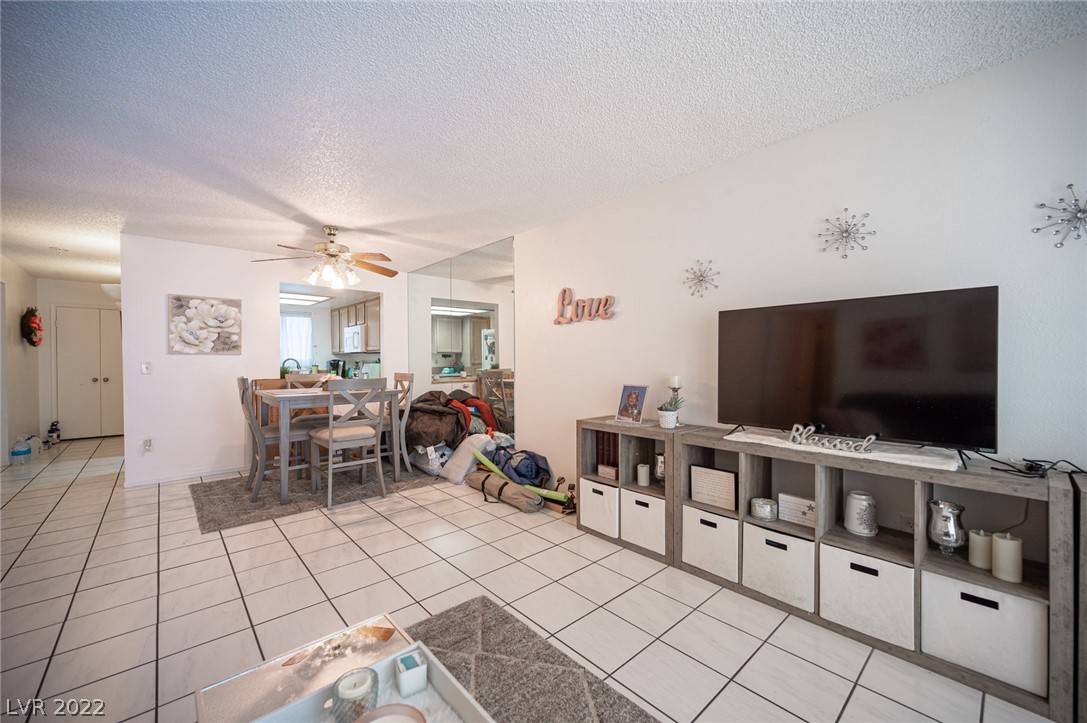 Las Vegas, NV 89145,7100 Pirates Cove RD #1064