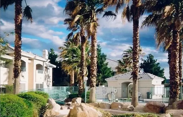 Las Vegas, NV 89117,3320 S Fort Apache RD #130