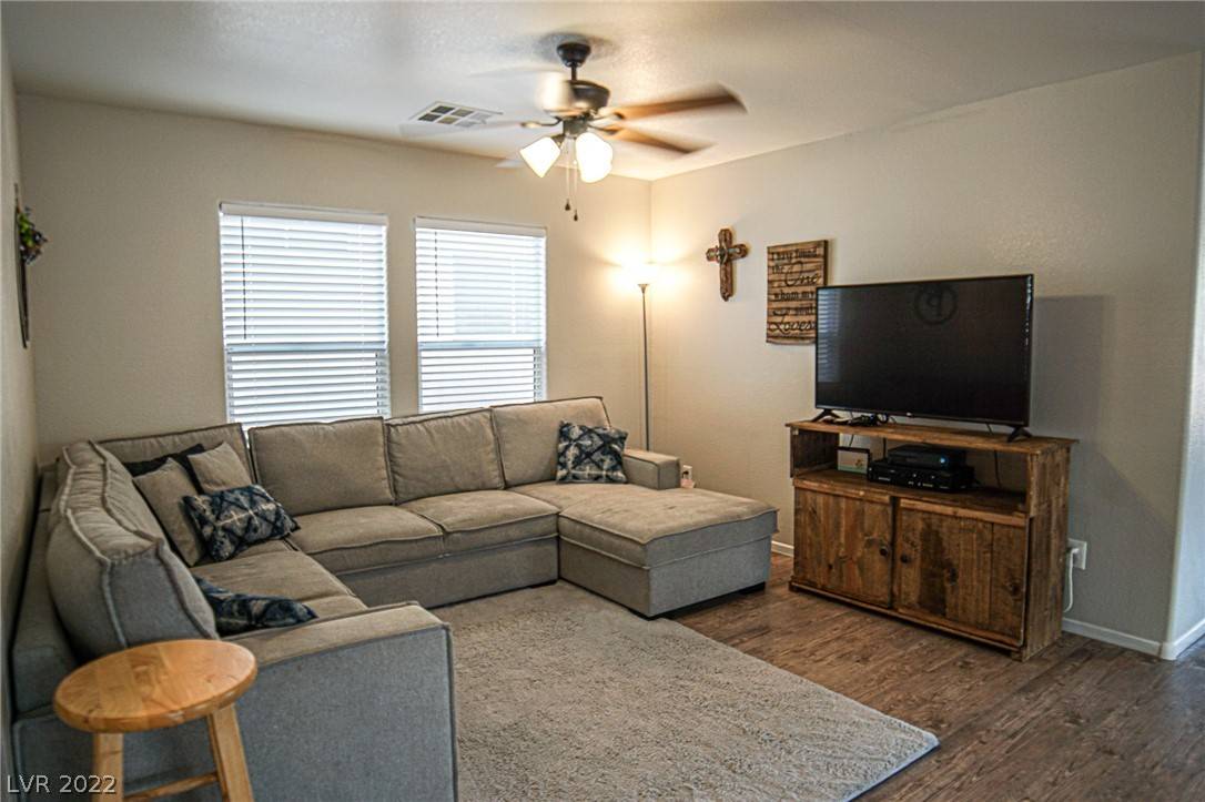 Las Vegas, NV 89131,5304 Country Retreat CT