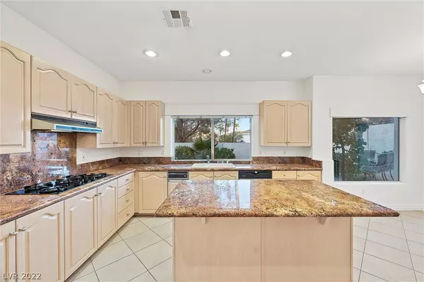 Las Vegas, NV 89128,8117 Horizon Lake DR