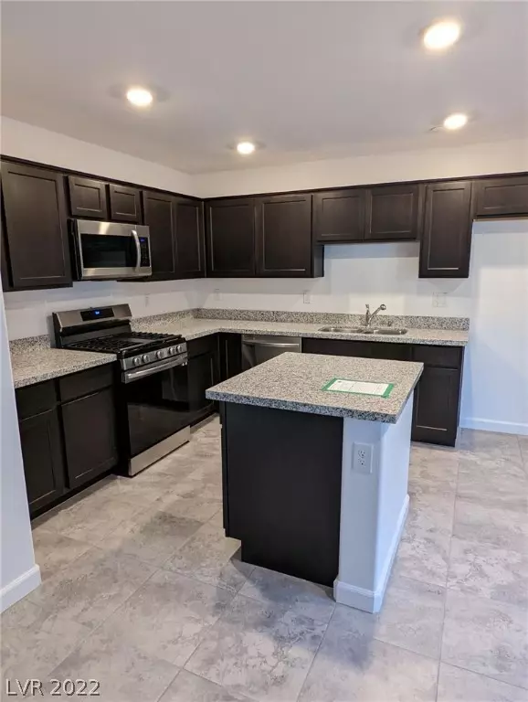 Henderson, NV 89011,331 Brockbank PL