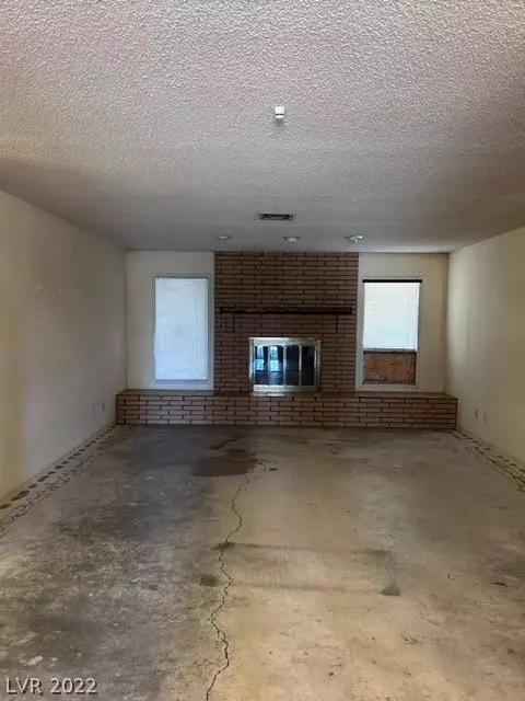 Las Vegas, NV 89104,2304 Mariposa AVE