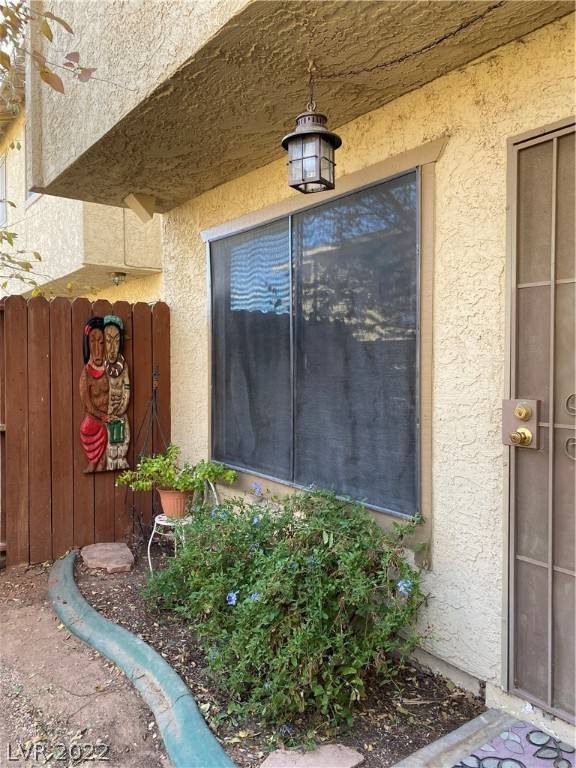 2221 Silver Pine DR, Las Vegas, NV 89108