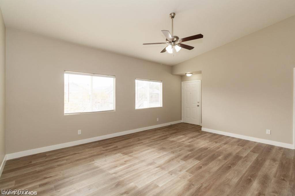Las Vegas, NV 89117,2052 Turquoise Ridge ST #206
