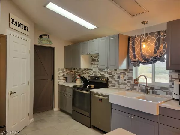 Overton, NV 89040,380 S Spur ST