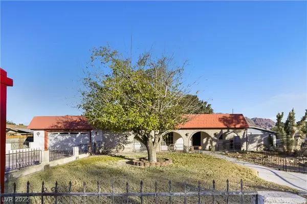 Las Vegas, NV 89156,1704 Castleberry LN