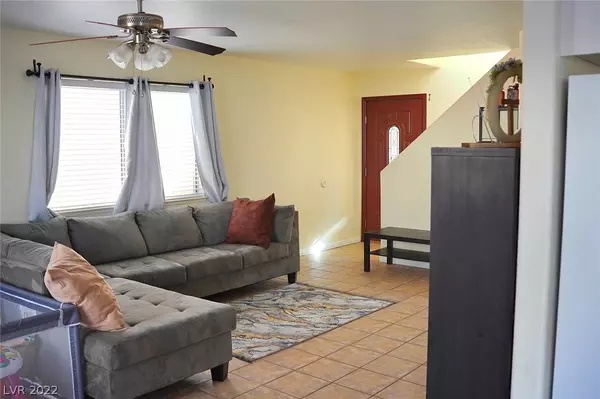 Las Vegas, NV 89128,8324 Cimarron Ridge DR