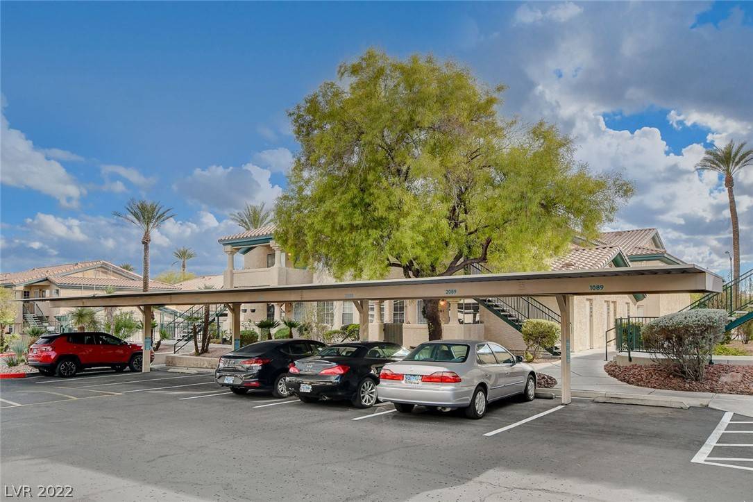 Las Vegas, NV 89117,8410 Eldora AVE #1088
