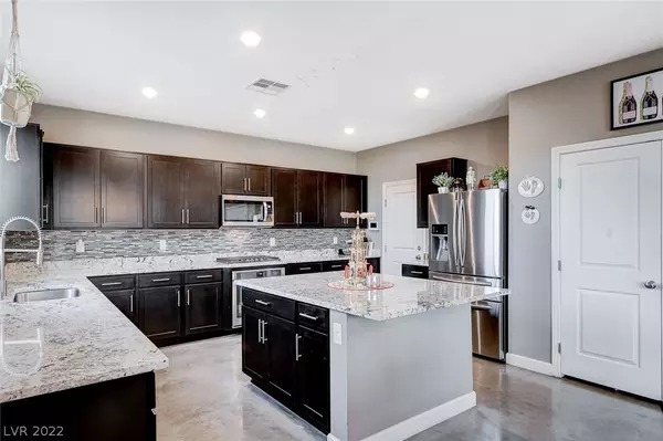 Las Vegas, NV 89120,3843 Park Field DR