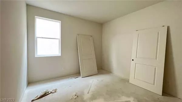 North Las Vegas, NV 89086,6944 Wildhorse Creek ST