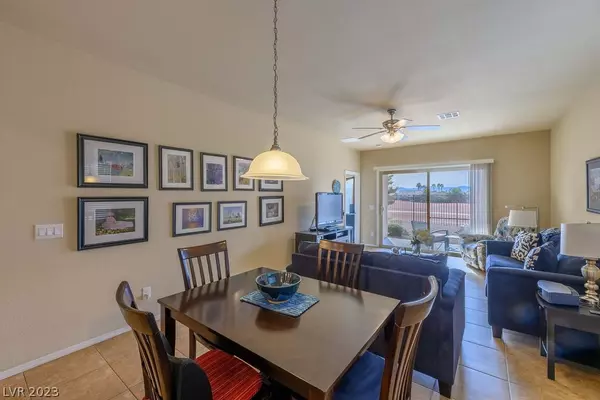 Las Vegas, NV 89122,5867 Crossfield AVE